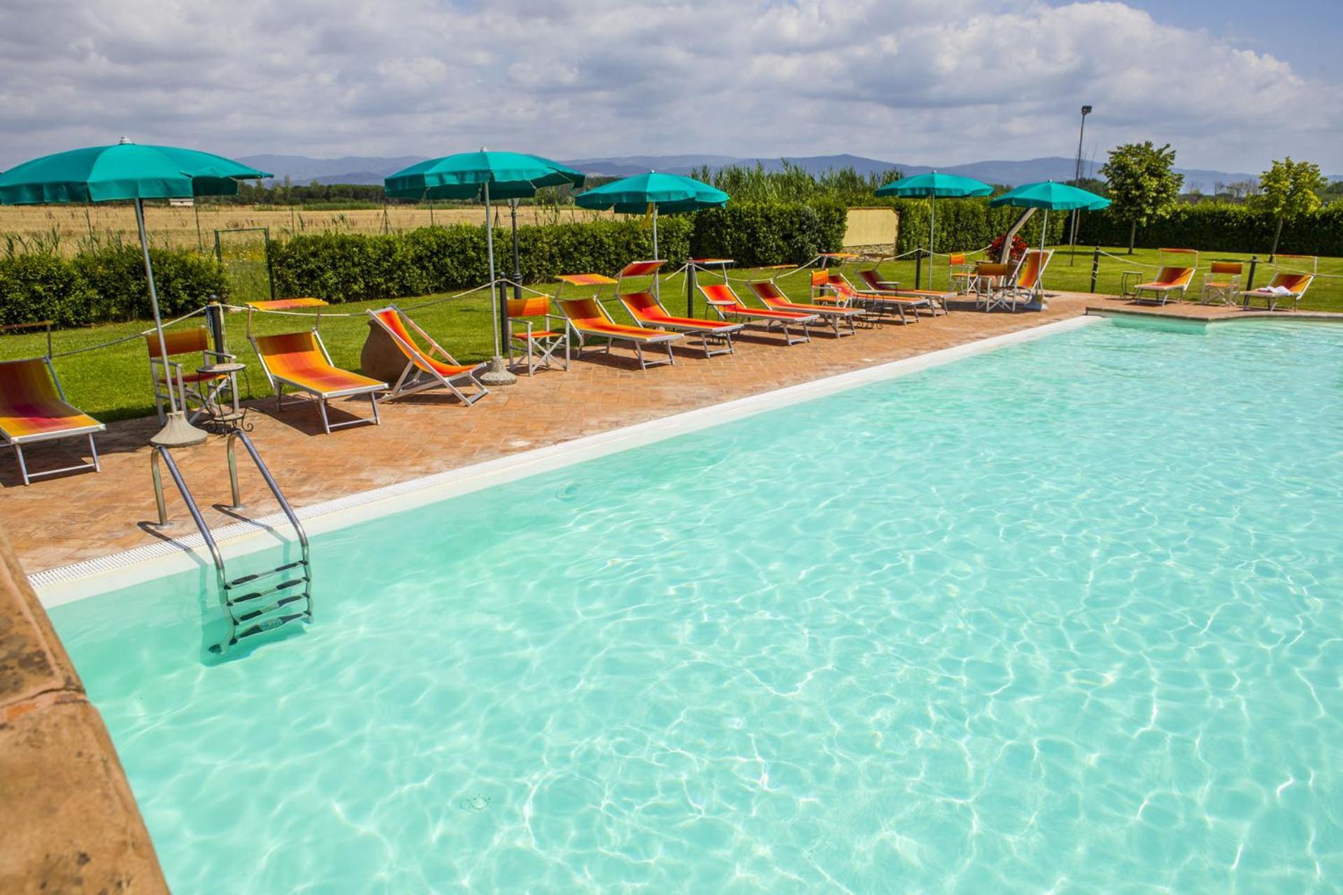 Villa Del Lago - Homelike Villas Кастильоне-дель-Лаго Экстерьер фото